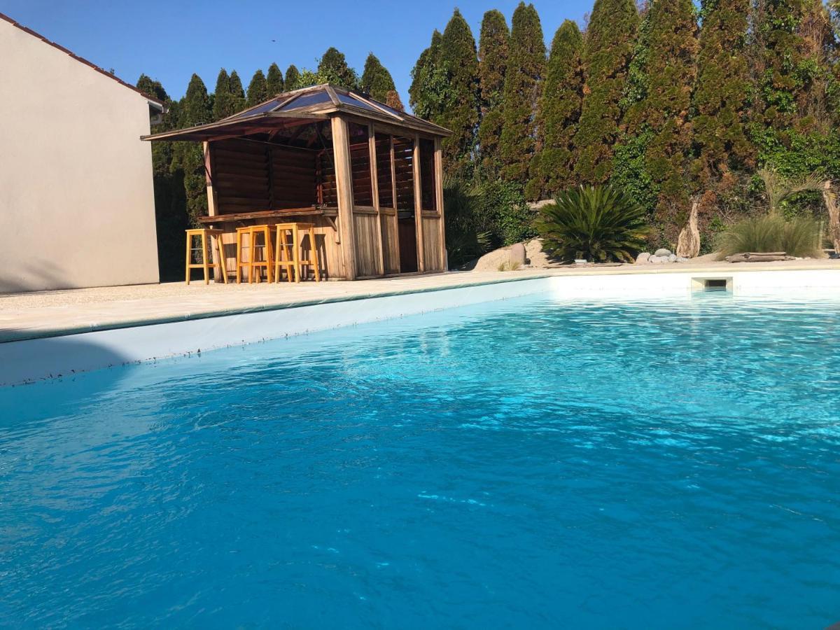 Piscine Et Jacuzzi A 2Km De La Plage De St Georges De Didonne 생죠지드디돈느 외부 사진